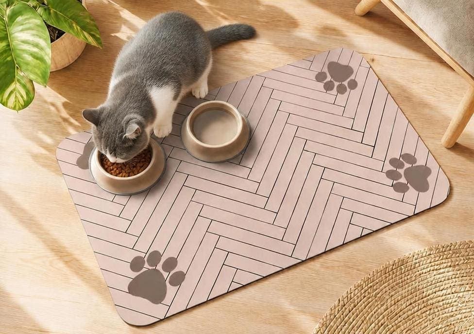 Cat Feeding Mat view 3